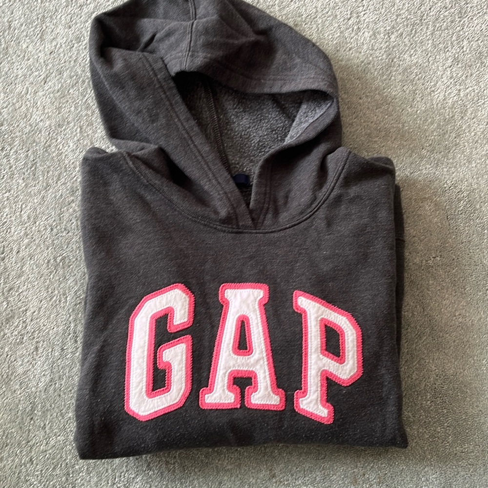 Gap Women’s Medium Grey Hoodie
